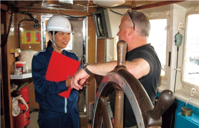 ���ۑ{����