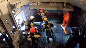 �u���悾�v�D��J�����֓������Ă����