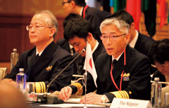 �c���𖱂߂�C��ۈ��������i�E�j