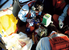 �~�}�~���m