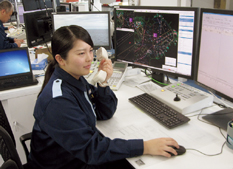 �C���ʃZ���^�[�^�p�ǐ���