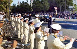 �j����̋V�ɂđt�y����C��ۈ������y��