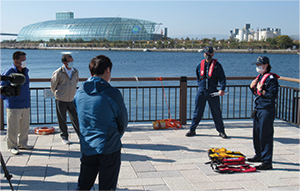 �u�K��̗l�q