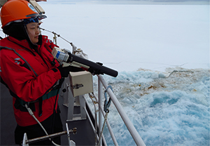 �����������E�����E�[�x�ϑ�