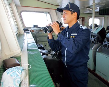 ���� �N��