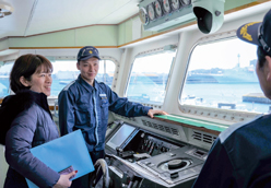 ��ނɋ��͂���