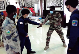 �W�u�`���݌x�����E���ɑ΂��鐧���P��