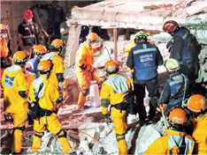 ���ۋً}������