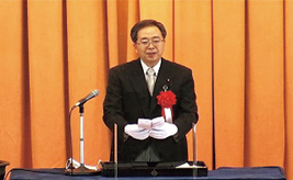 �j�����q�ׂ�ē����y��ʑ�b