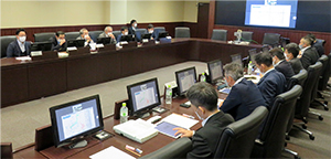 �C��ۈ������f�B�J���R���g���[�����c���