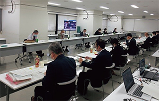 ���c��J�Ï�