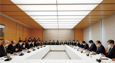 �C��ۈ��\�͋����Ɋւ���֌W�t����c