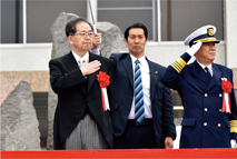 斉藤国土交通大臣行進展示視閲