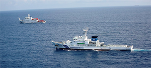 �O���C�m�����D�ɒ��~�v�����s�������D