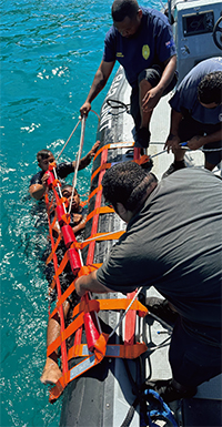 �t�@�C�o�[���C�g�N���[�h���戵�P��