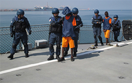 �\�}���A���ӊC��h���{����