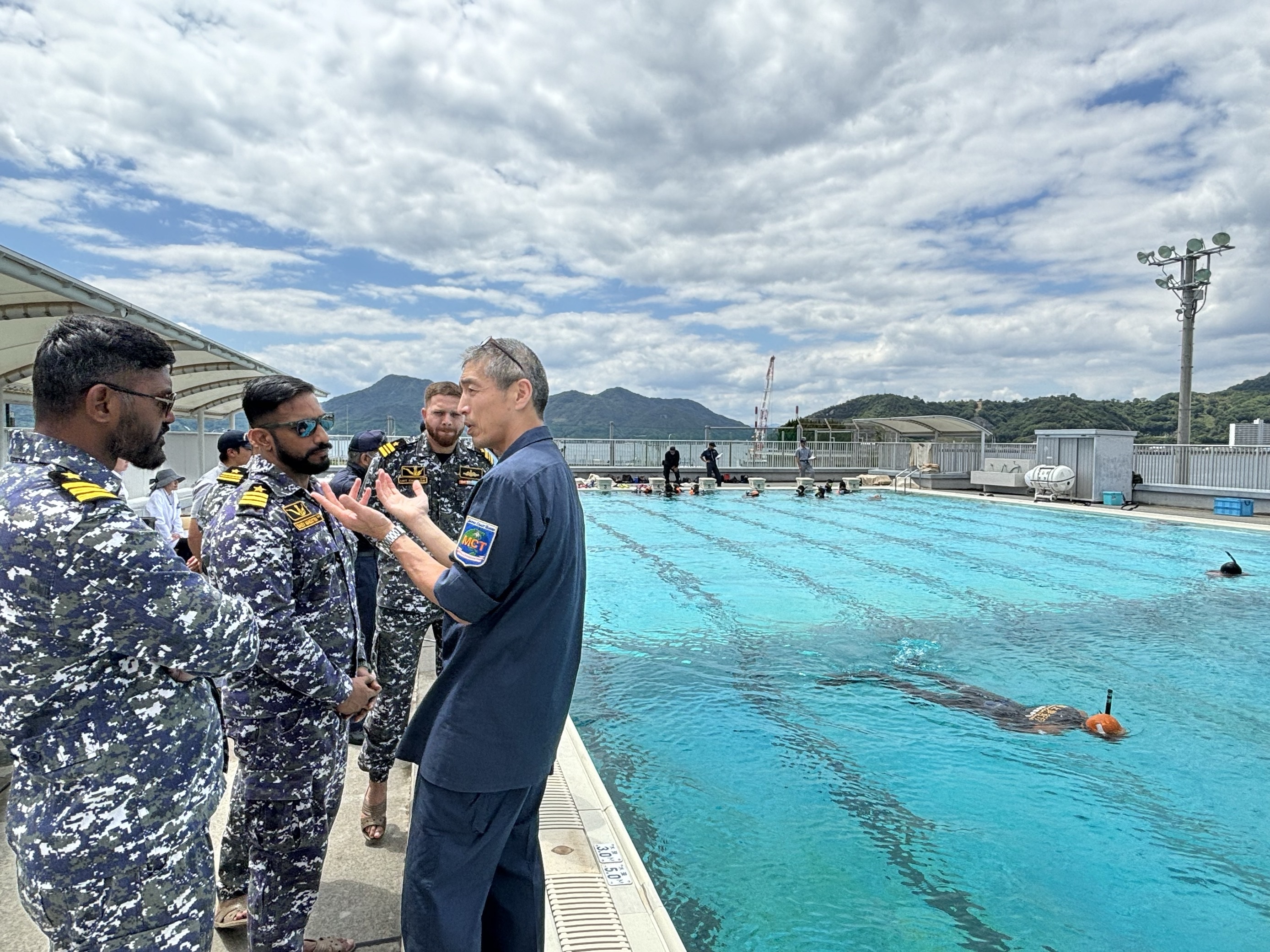 海上保安大学校潜水研修の視察 海上保安大学校潜水研修の視察