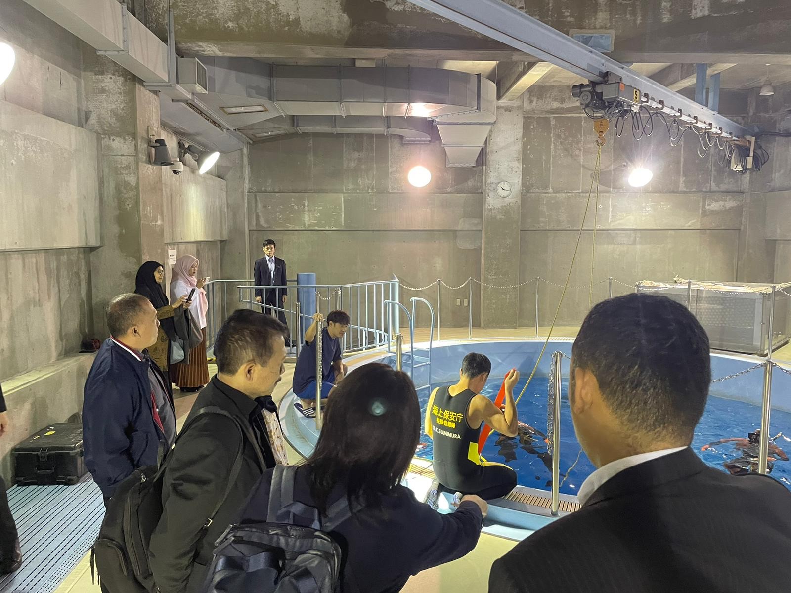 横浜海上防災基地の視察