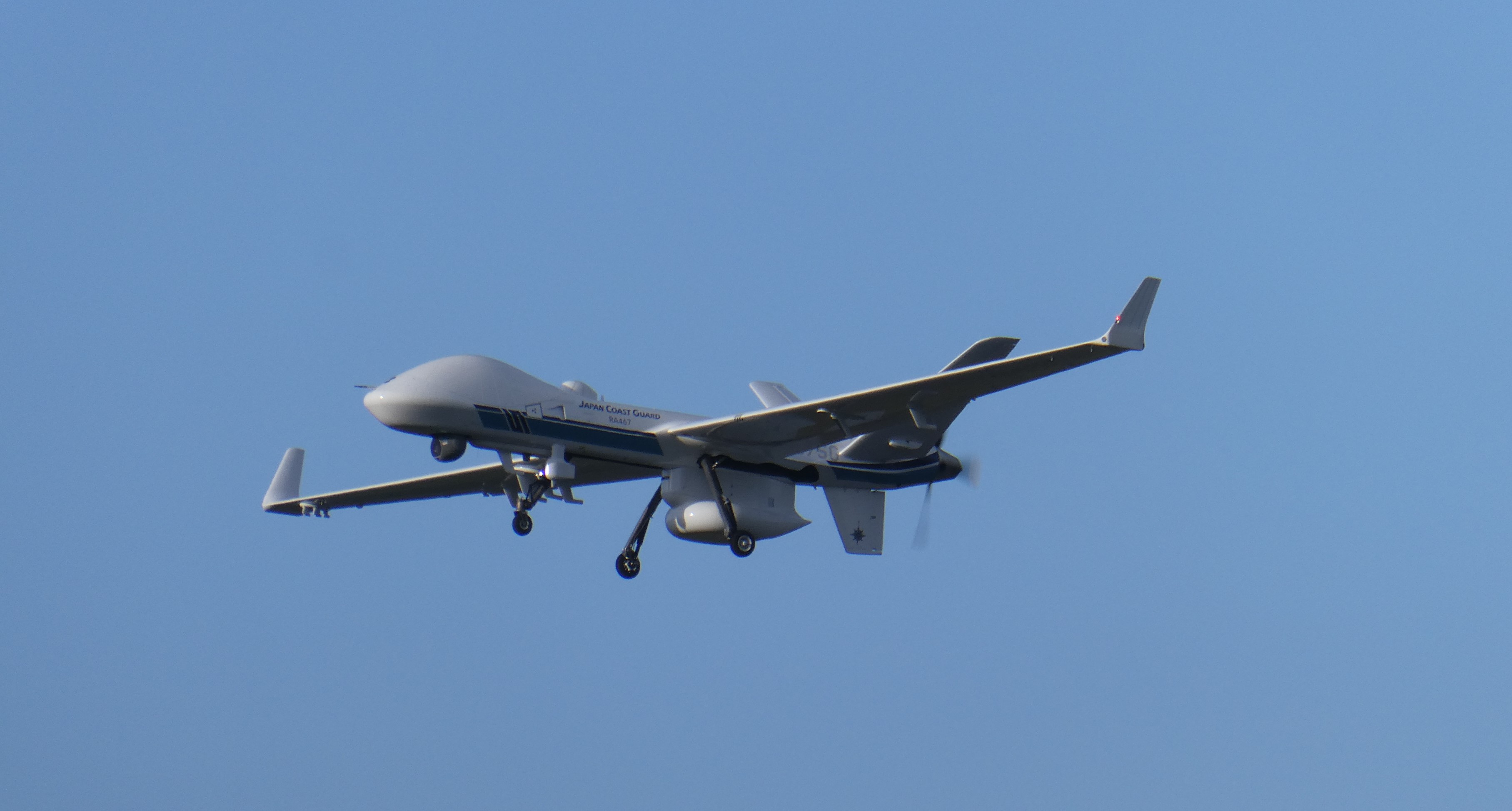 無操縦者航空機